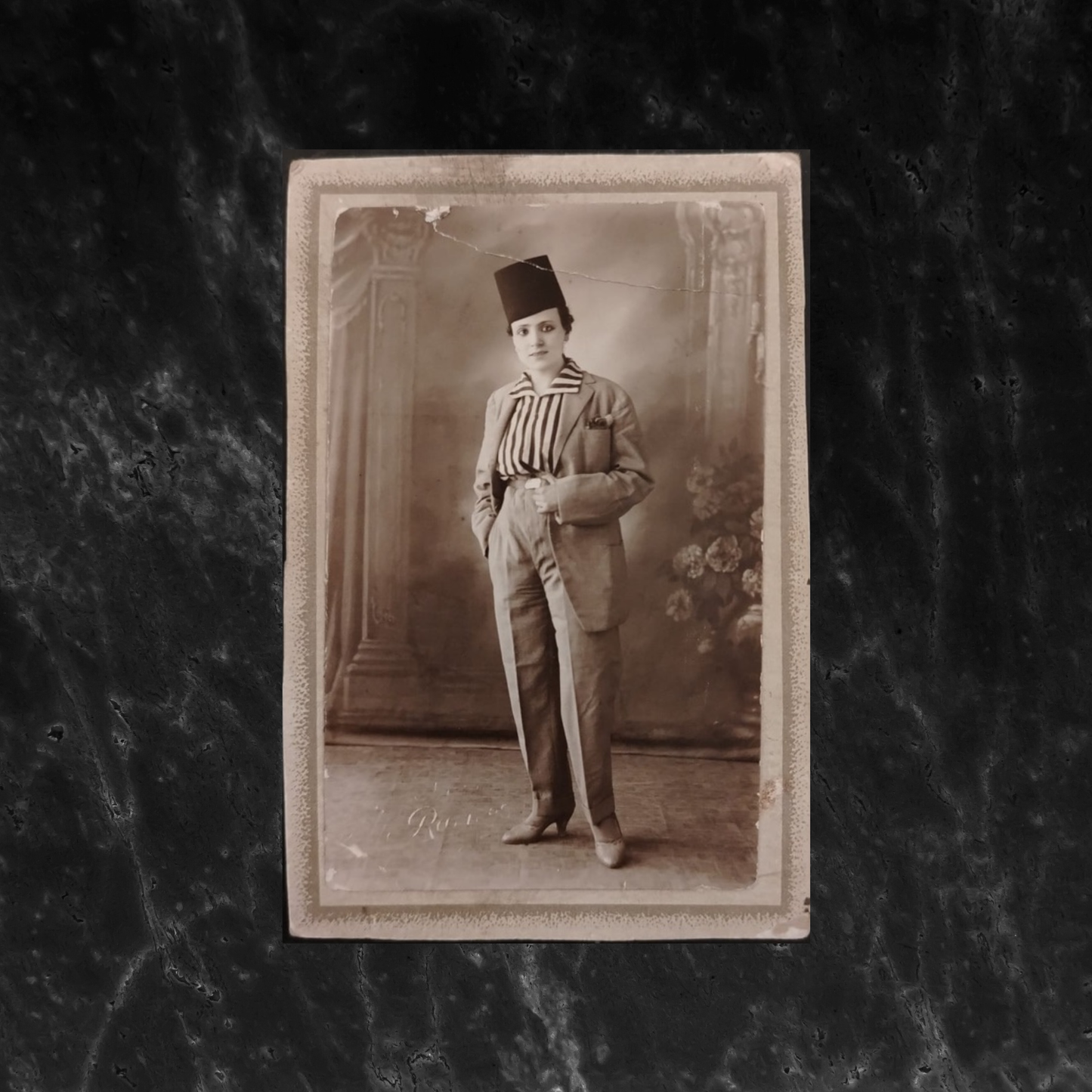 Portrait of a women in Tarboush, Egypt, 1920s \ Photograph