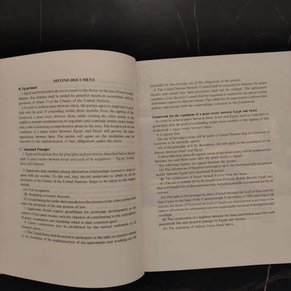 The Camp David Conference مؤتمر كامب ديفيد – الطريق إلى حل شامل \ Booklet