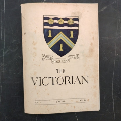 Victoria College Magazine Issue No. 21 \ School Magazine